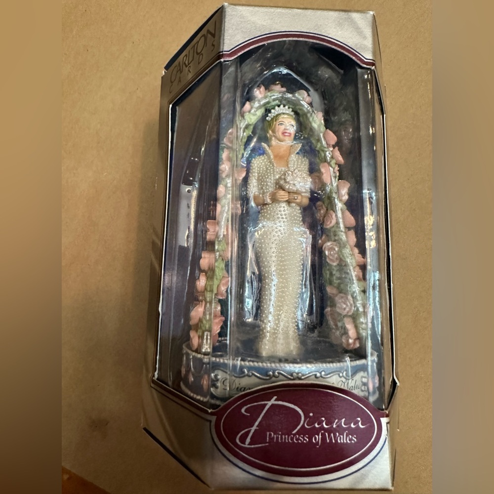Princess Diana Heirloom Collection ornament NWT
